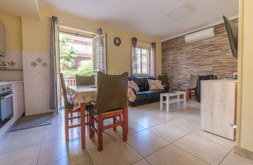 Sant'Alessio Siculo House | Vacation Home "Casa a 100 mt Dal Mare" with Private Balcony, Wi-Fi & A/C