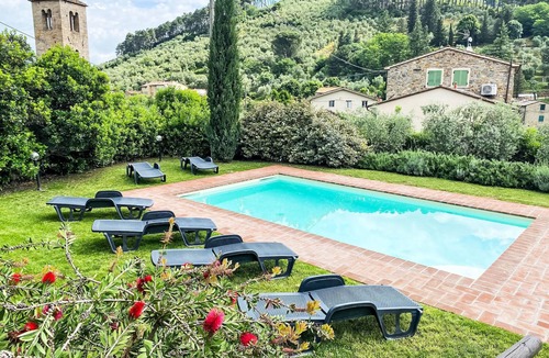 Sant'Andrea di Compito House | Vicarisa by Interhome