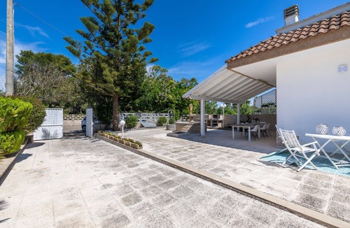 Torre dell'Orso Villa | Villa a few minutes from the sandy beach