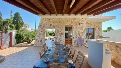 Torre Suda House | Villa Adua