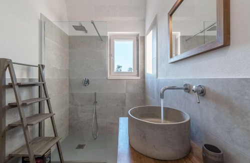 Specchiaruzzo Villa | Villa Amelia by Raro Villas