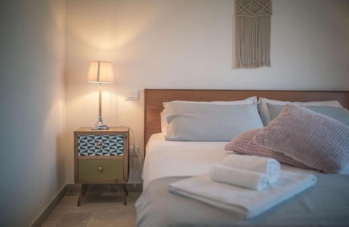 Specchiaruzzo Villa | Villa Amelia by Raro Villas
