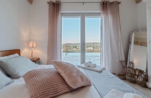 Specchiaruzzo Villa | Villa Amelia by Raro Villas