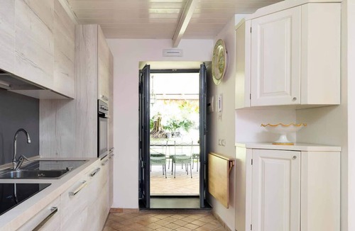 Stazzo Apartment | Villa Anemone - Razza