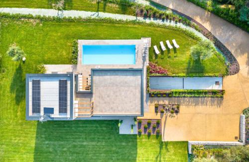 Montioni Villa | Villa Angelina