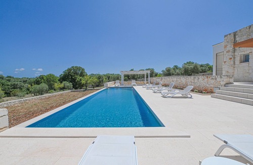 Ostuni Villa | Villa 'Antares Con Piscina' with Private Pool, Wi-Fi and Air Conditioning