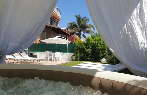 Riposto House | Villa Antares