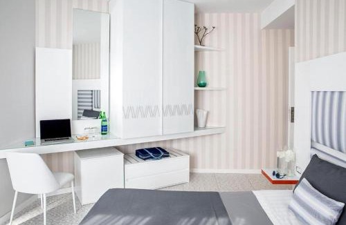 Monte di Procida Hotel | Villa Aragonese Rooms