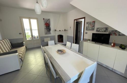 Rivabella House | Villa Aries