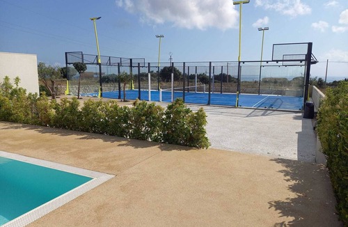 Ragusa Villa | Villa Arillà: pool, padel, sea and relaxation