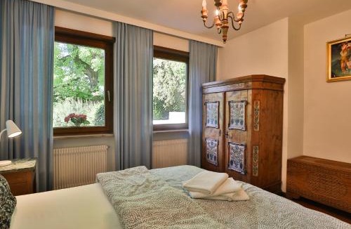 Caldaro Sulla Strada del Vino Villa | Villa Atelier Baron Killi