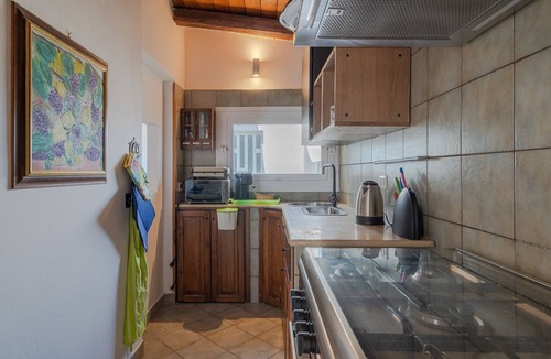 Fontane Bianche Villa | Villa 'Benedetta' with Sea View, Wi-Fi and Air Conditioning