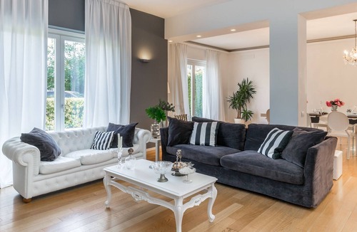 Maugeri Villa | VILLA CHARLOTTE, CONTEMPORARY DESIGN HOME WITH PRIVATE POOL