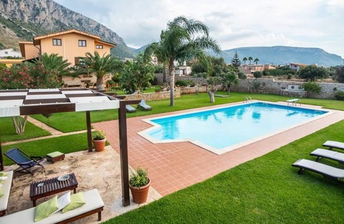 Cinisi Villa | Villa Cinisi