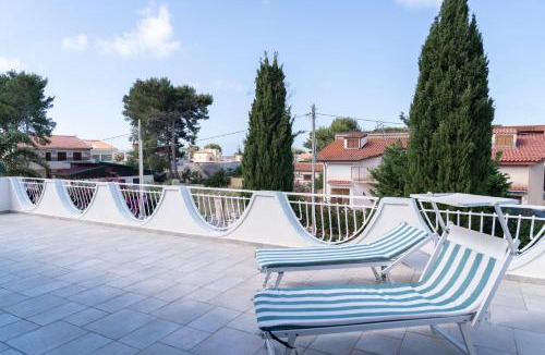 Carini Apartment | Villa Claudia e Simone