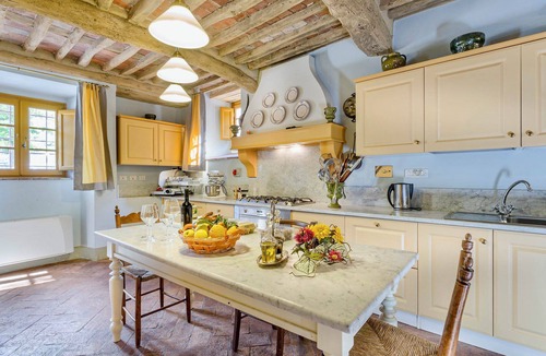Guamo Villa | VILLA DALIA - Eight Bedroom Villa, Sleeps 19