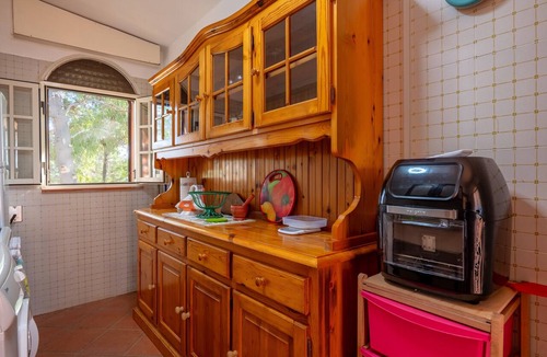 Manduria Villa | Villa 'Degli Ulivi' with Private Terrace and Air Conditioning