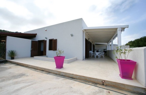 San Vito Lo Capo Villa | VILLA DELFINI 9 PEOPLE, via Calamancina n.70