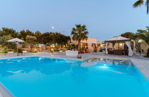 Marina di Mancaversa Villa | Villa Divina with Hot Tub and Private Pool