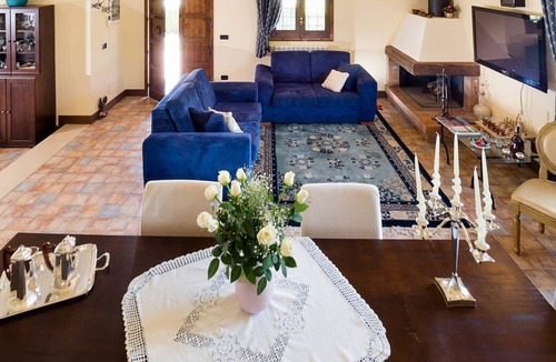Casale Modica Villa | Villa Donata - Three Bedroom Villa, Sleeps 6
