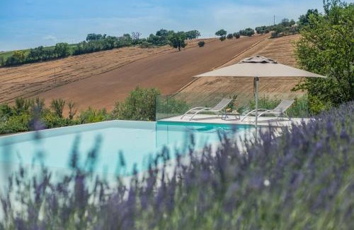 Centofinestre Villa | Villa Flavia