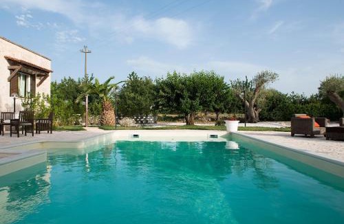 Noci Villa | Villa Franca