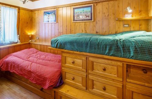 Cortina d'Ampezzo Historic Centre Apartment | Villa Franchetti - Stayincortina