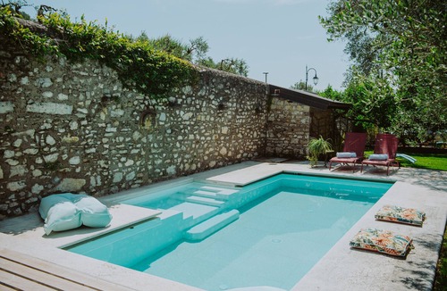 Renzano Villa | Villa Frida