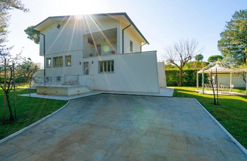 Cinquale Villa | Villa Getty
