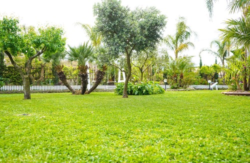 Crotone Villa | Villa Giulia Bed and Breakfast