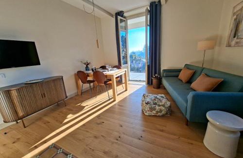 Lesa Apartment | Villa Grappoli Apt MAGGIORE with lake view