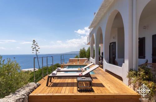 Plemmirio Villa | Villa Horama - Waterfront with Infinity Pool