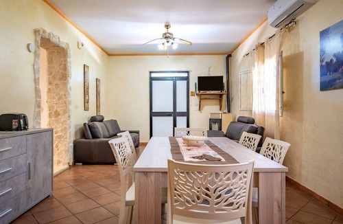 San Vito dei Normanni Villa | Villa "Il Canto Della Cicala" with Private Terrace, Garden, Pool, and Air Conditioning