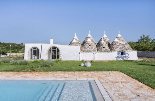 Ostuni Villa | Villa in Ostuni with 3 bedrooms sleeps 7