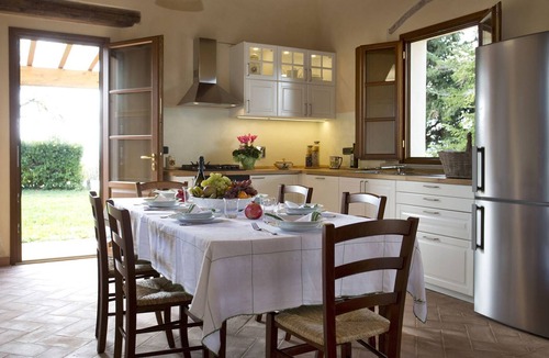 Palaia Villa | Villa in Palaia with 3 bedrooms sleeps 6