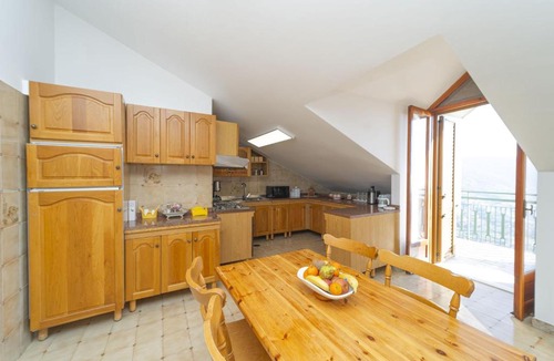 Agerola Apartment | Villa Incoronata