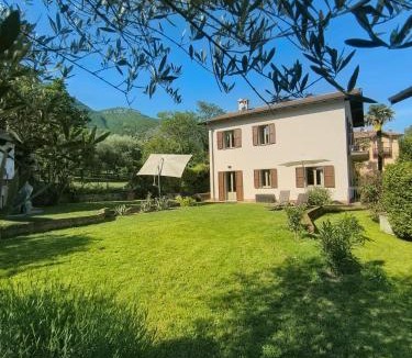 Tremezzo Apartment | Villa La Bolvedrina - Garden and Lake View Apartments, Lake Como