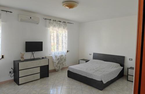 Monte Sant'Angelo Apartment | Villa Leonardo
