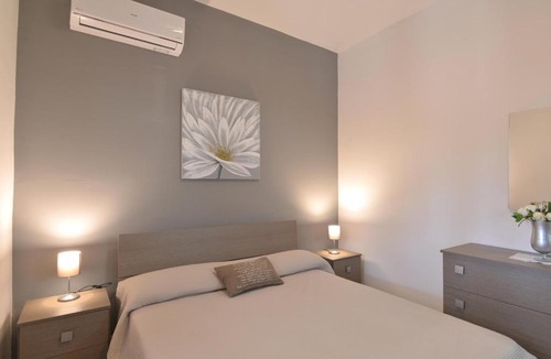 Syracuse Villa | Villa Lucy