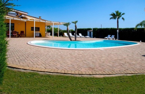 Melissano Villa | Villa 'Nereide' with Private Pool, Wi-Fi and Air Conditioning