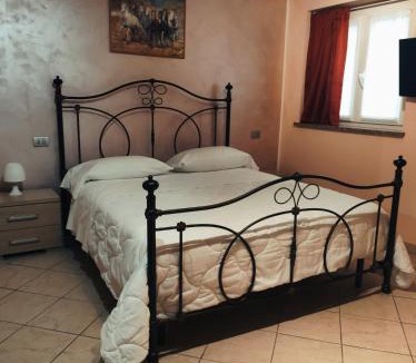 Cardano al Campo Bed & Breakfast | Villa Ormeni