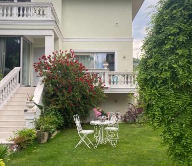 Arco Apartment | Villa Romantika
