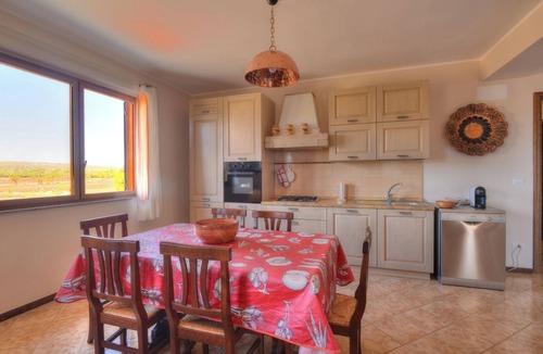Syracuse Villa | Villa Rubino, Elegant Country House with Pool