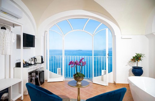 Laurito Hotel | Villa Santa Chiara Positano Suites