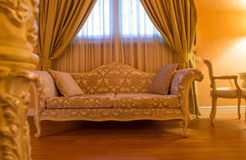 Boscoreale House | Villa Silvana