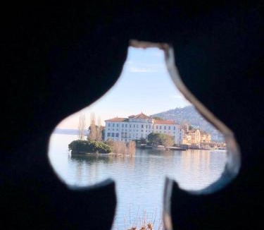 Isola dei Pescatori Hotel | Villa Toscanini
