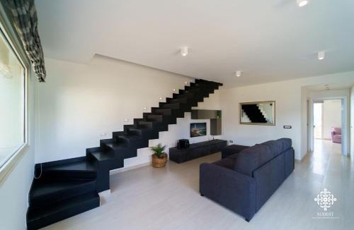 Augusta Villa | Villa Vittoria - Waterfront house
