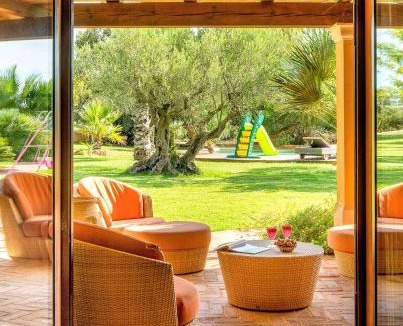 Castelvetrano Villa | Villa with Saltwater Pool and Large Garden in Selinunte