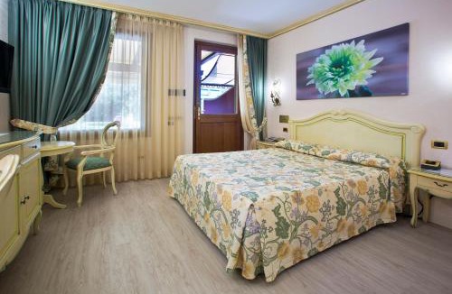 Lonato del Garda Hotel | Vip's Motel Luxury Accommodation & Spa
