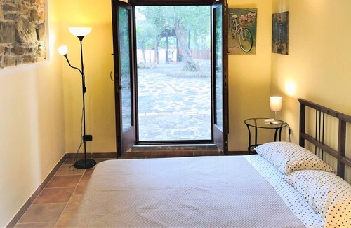 Gioi Bed & Breakfast | Vrbo Property
